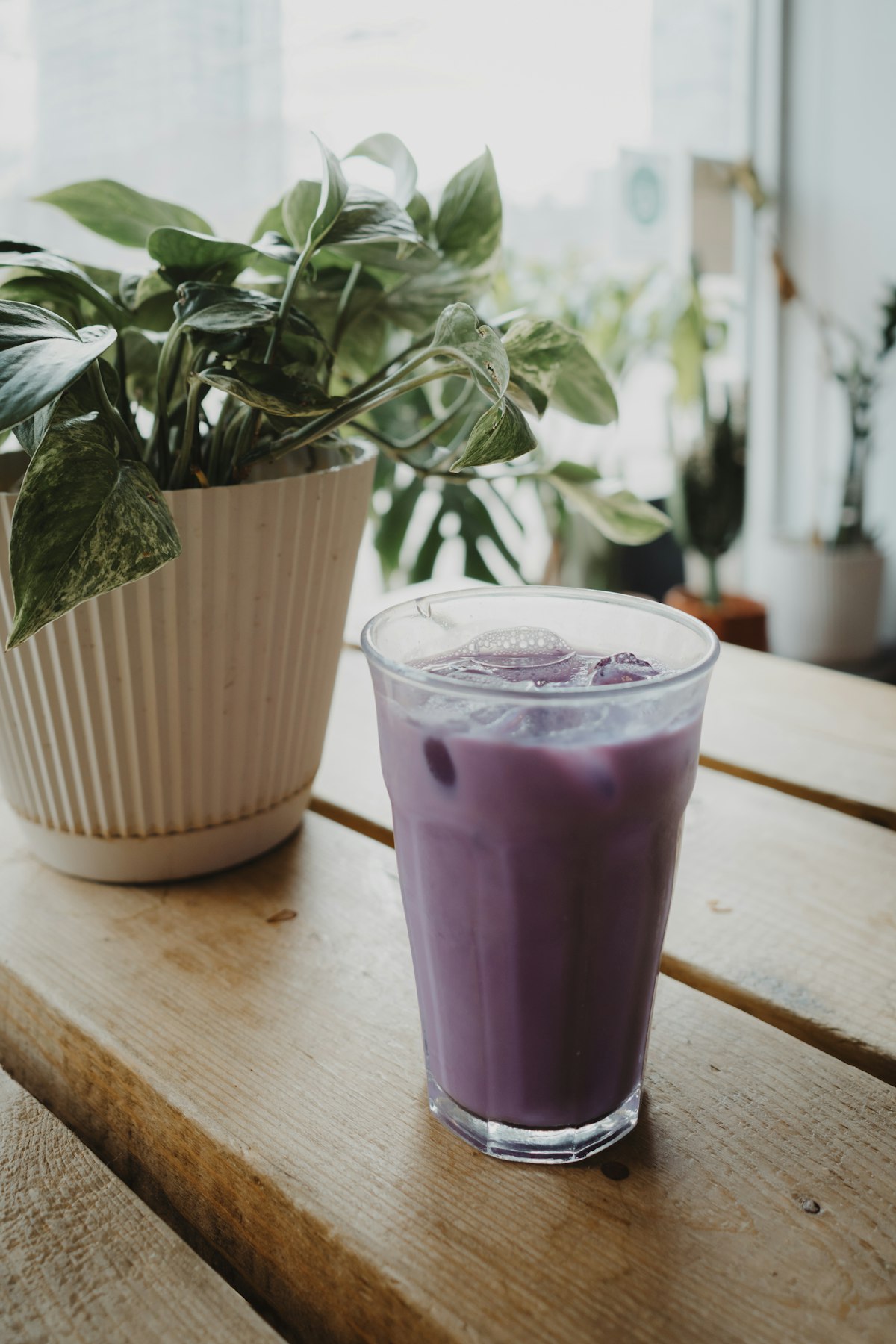 Iced ube latte